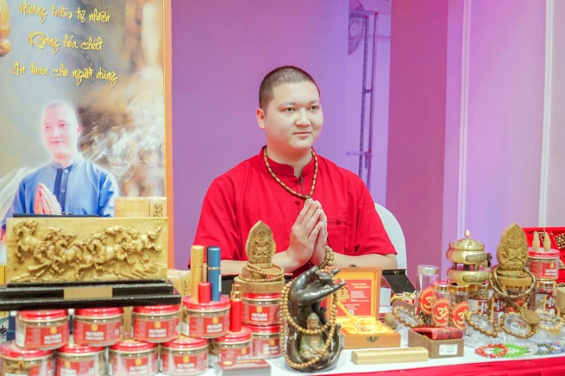 Thiền định với trầm hương: Sự kết hợp hoàn hảo giữa tâm linh và tự nhiên